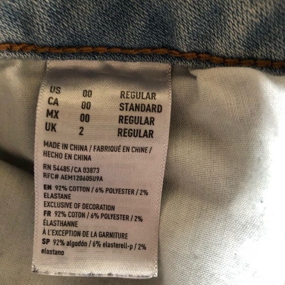 American Eagle Jeans Super Stretch X Destroyed Distressed Hi-Rise Patch Raw Hem - Picture 9 of 9